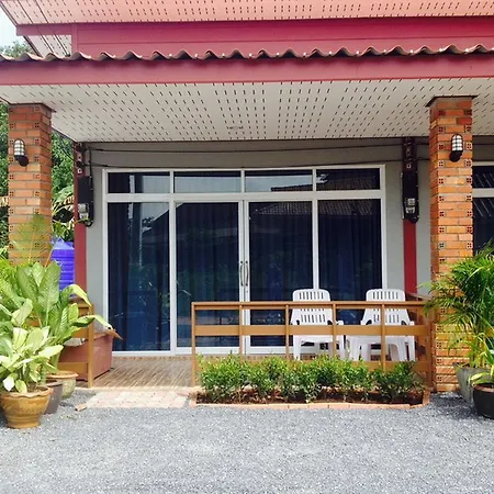 Lanta Fasia House
